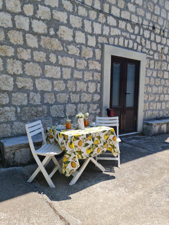 Stone House Apartment Kotor Exteriör bild